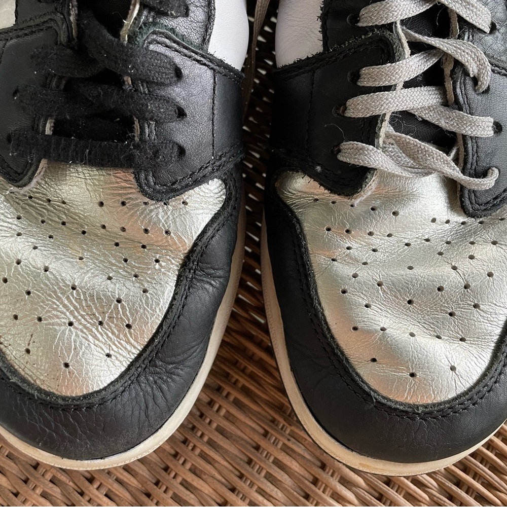 Nike Air Jordan Silver Toe high tops - Picture 12 of 12
